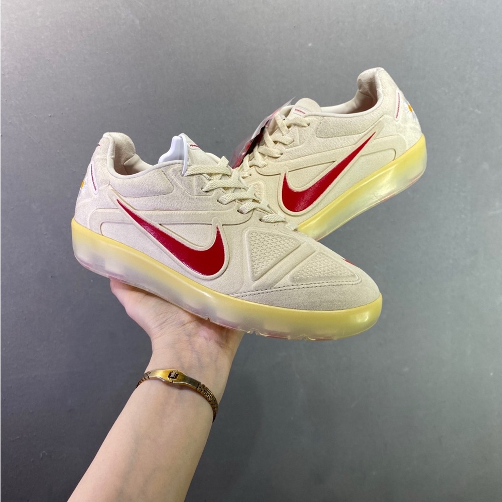 PEACEMINUSONE x NKCryoshot CTR360 Maestri ll"Natural University Red"
